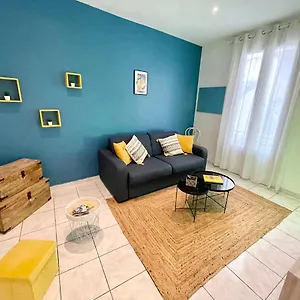 Joli Spacieux à 3 Min à Pied De La Appartement Nice